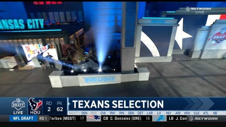 のインスタグラム：「"Go Texans 🤘" –CUSH   📺 » NFL Network, ABC, ESPN」