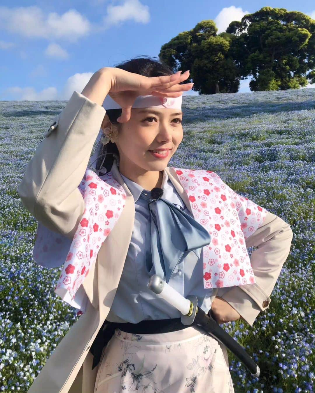 フジテレビ「めざましテレビ」さんのインスタグラム写真 - (フジテレビ「めざましテレビ」Instagram)「萌ちゃんの京都弁天気予報です😌💓  きょうは千葉県の #マザー牧場 から生中継でした✨️  ネモフィラはきれいで羊にも癒されたみたいですよ🎵  GWのお天気は変わりやすいから注意が必要ですって☀️  皆様 よい連休をお過ごしくださいね😉  最初の写真はめざど食堂で登場した萌太郎ですよ☺️おちゃめすぎるー  #谷尻萌 #めざましどようび」4月29日 11時19分 - mezamashi.tv