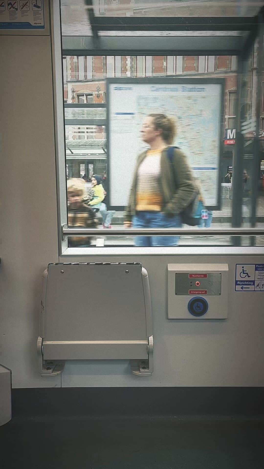 shin -SAKE instructor-のインスタグラム：「#gvb  #amsterdamcentraal」