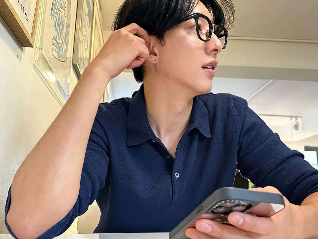 イ・ジョンシンさんのインスタグラム写真 - (イ・ジョンシンInstagram)「🤓」4月29日 12時22分 - leejungshin91