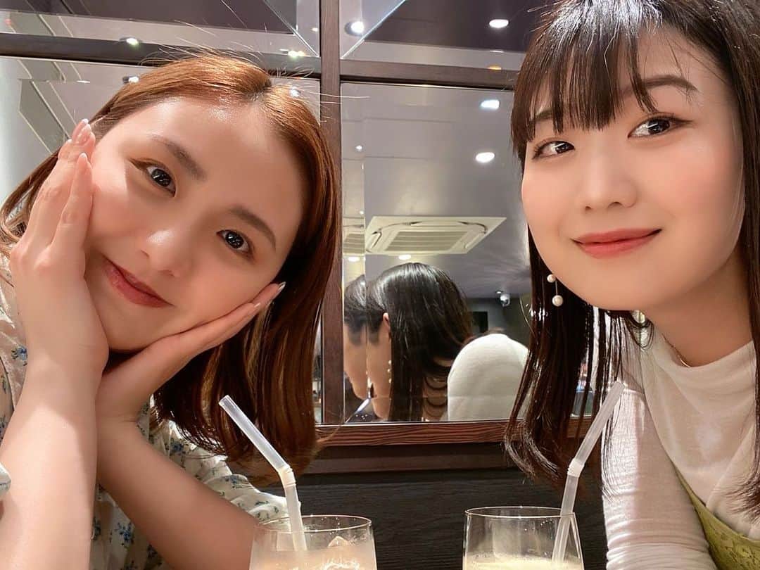 摩耶裕のインスタグラム：「. . りおがお洋服買いに行きたいと言ってくれて遠いのに来てくれたよ🥹💗 ありがとね🧸❤️  せっかくなのでご飯も☺️🫶  現役中から仲良くしてくれてありがとう🌷 事あるごとに+2人の可愛い下級生とよく色んな所お出掛けしたね🫶 また皆で会えると良いなっ💗  #夏凪せいあ #104期  #何かとお世話になった期 #大好きな期 #ほっぺむにむに  #アンパンマン みたい🙄 #私がね 🙄」