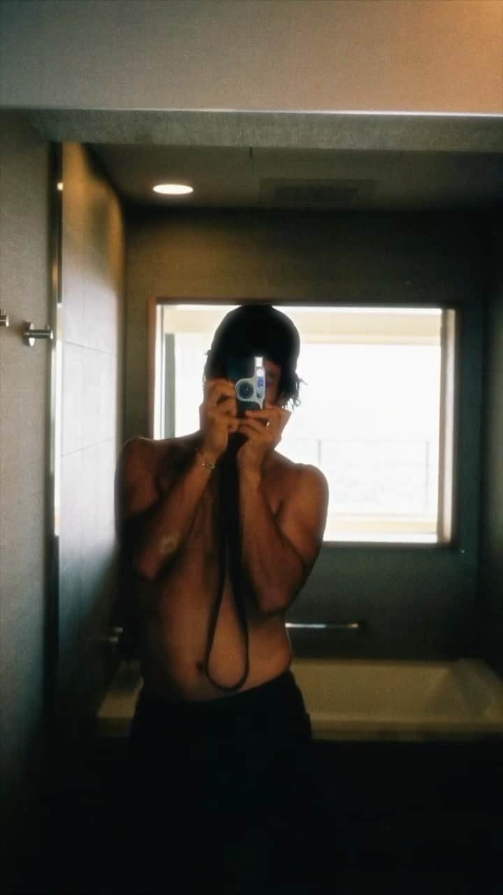 山中海輝のインスタグラム：「Moments on film from last summer... 懐かしのフィルム達。  #summer #film #contax #filmphotography」
