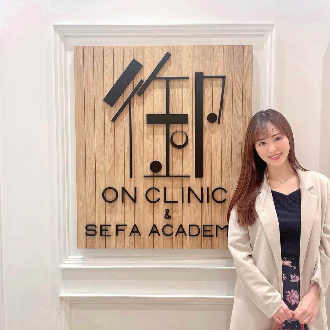 のインスタグラム：「💖 【 ※すっぴん失礼します※初眉アートメイク🤍 】 ⁡ ⁡ 人生で初めてのアートメイクをしましたぁ✨☺️ ⁡ ONCLINICオンクリニックさんで眉アート🎵 ⁡ ドキドキだったけれど、 すごく丁寧にカウンセリングしてくれて 初心者の方も安心でしたぁ🤍🤍 ⁡ 事前にクリーム麻酔をしてくれて 想像以上に痛くなくてビックリ❣️😊 ⁡ すっぴんでもナチュラルな眉になって 嬉し〜〜〜いっっっ🥰🎉 ⁡ リタッチも楽しみだなぁ💕🎀 ⁡ 女性はもちろん、男性にもおすすめ✨✨ ⁡ 素敵な空間やおもてなしも嬉しかったです…💐💓 ⁡ ⁡ ♡ ♡ ⁡ ⁡ あなたとあなたの大切なひとたちが 笑顔で幸せでありますように…💖💖 ⁡ ⁡ ⇨ @tomomibeauty ⁡ ⁡ @onclinic_sefa  #ONCLINIC #PR #オンクリニック #アートメイク  #韓国アートメイク #韓国芸能人眉 #銀座ONクリニック #眉アートメイク #眉アート #眉アートメイク施術後  ⁡ ⁡ *♢ ♡ ＊ ♡ ✩ ♡ ♩ ♡・♡ ° ♡ ❁ ♡ ✩ ♡° ⑅◡̈*」
