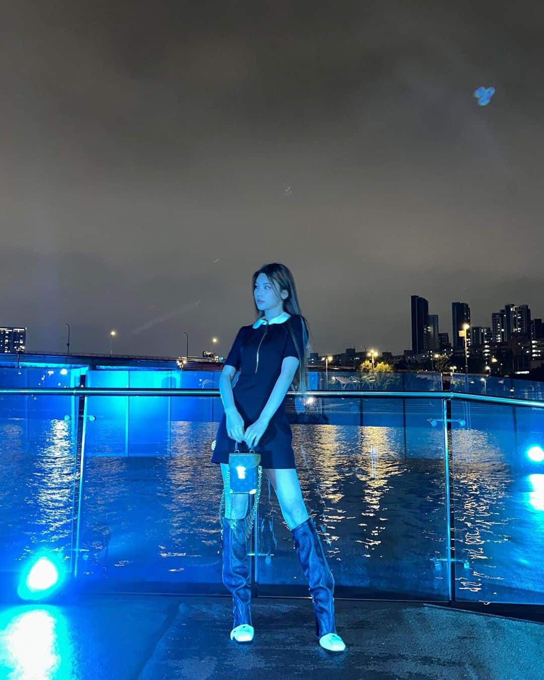 ITZYさんのインスタグラム写真 - (ITZYInstagram)「perfect night with a perfect show today! thnx again for inviting me🖤@louisvuitton」4月29日 23時52分 - itzy.all.in.us