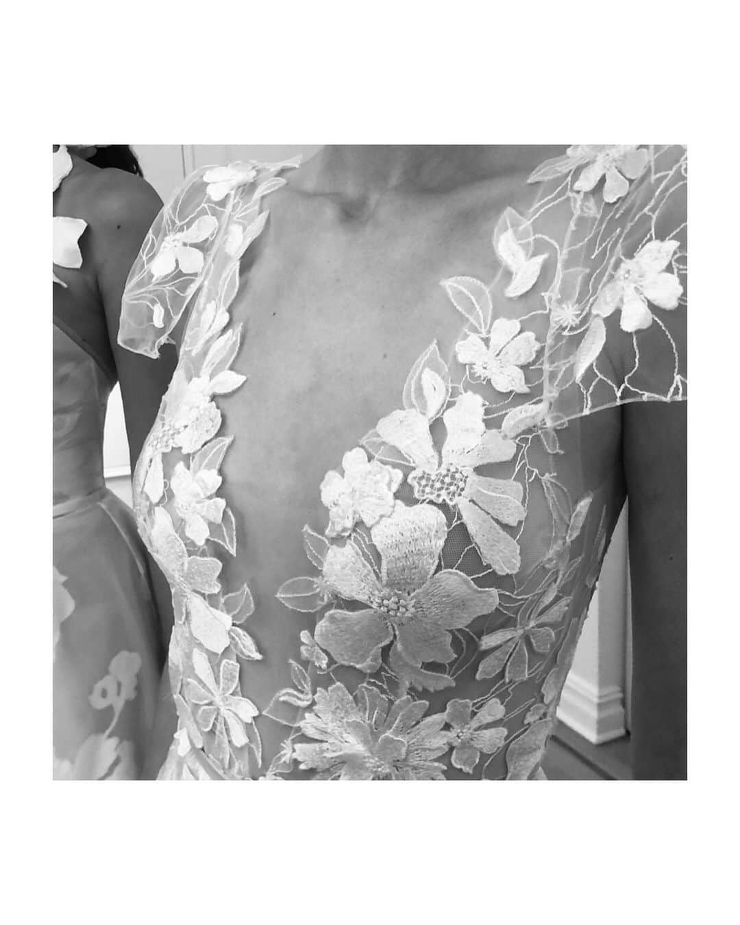 NOVARESE Dress Officialのインスタグラム