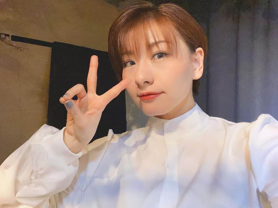 岩村菜々美さんのインスタグラム写真 - (岩村菜々美Instagram)「本日YouTube更新しましたー！ よかったら「ななみなな」で検索してみてね😆💕 色々歌ってます☺️ #YouTube #ななみなな」4月29日 16時01分 - nanami1120