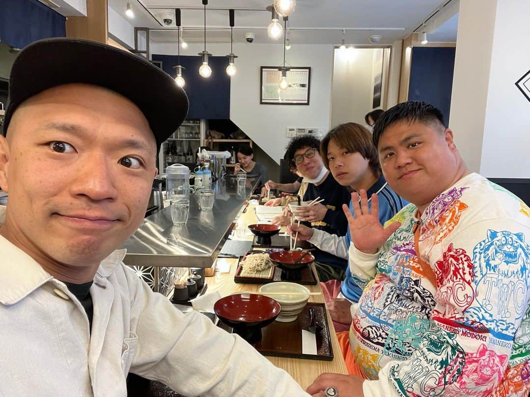 池田真一のインスタグラム：「劇場の近くにできたそば屋めちゃくちゃ美味しかった事を報告させて頂きます！ すみません！お店の名前見るの忘れました！」