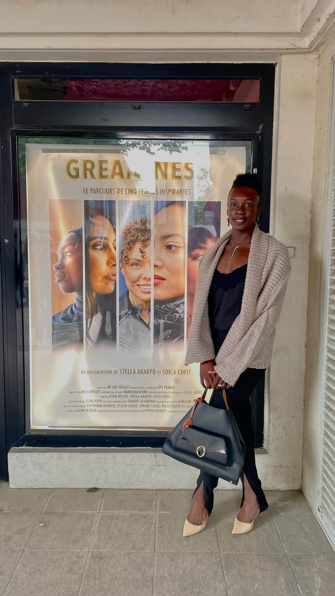 マエ＝ベレニス・メイテのインスタグラム：「📽️ Greaatness by @stellaa.ak & @somommy - Preview   Yesterday, I had the honor of celebrating the one year anniversary of @wearegreaat media and enjoy the preview of their documentary « Greaatness »  Discovering 5 women @zrizlen @piailianacarolina @__dmlk__ @freckeels @camillembaye , 5 universe and 5 amazing journey. Simply amazing.  You never cease to amaze me @stellaa.ak and I’m beyond proud of you and your whole team.   C O N G R A T U L A T I O N S ✨🎉 and happy anniversary.  The first of many more successes… in all Greaatness 🤍」