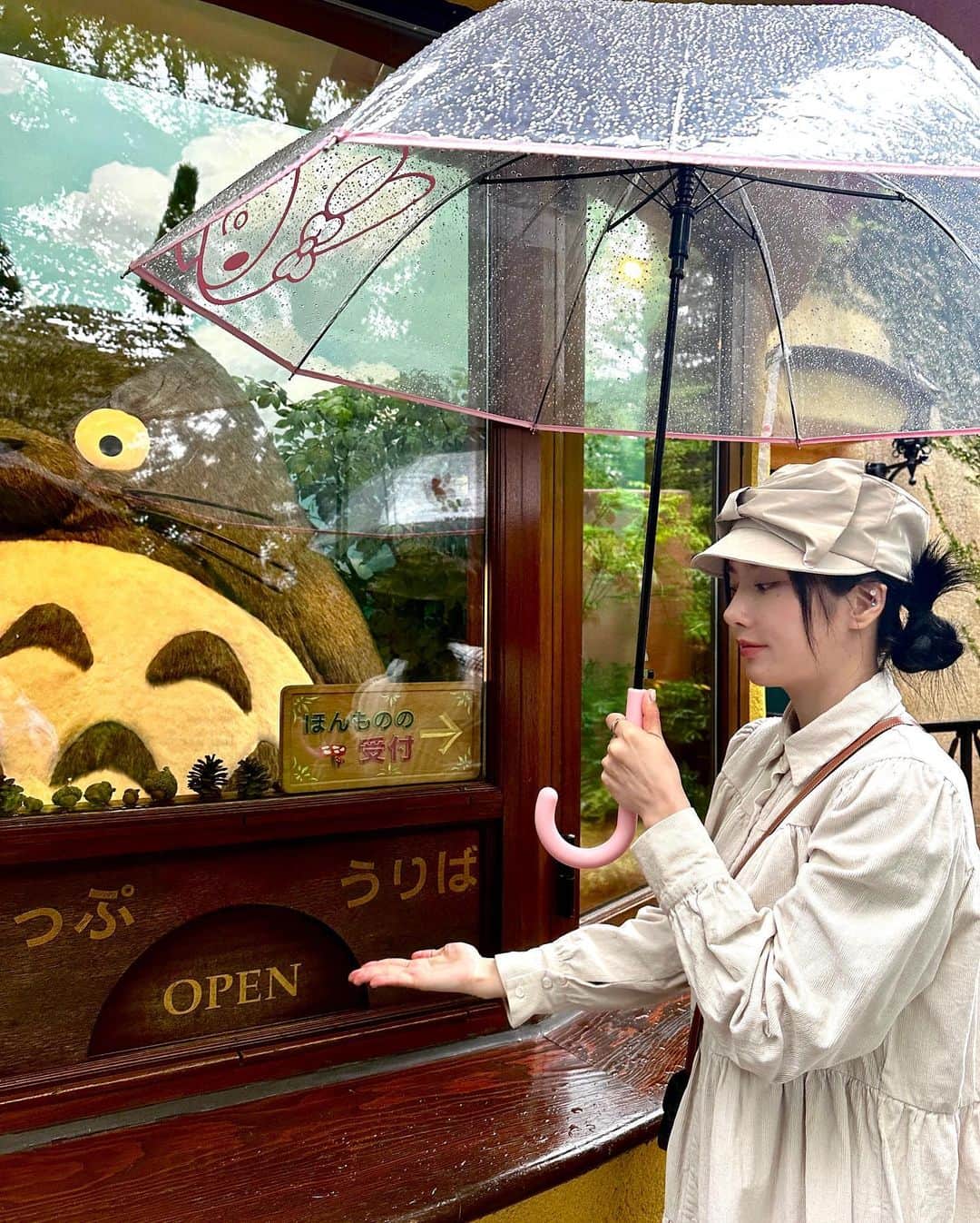 クォン・ウンビさんのインスタグラム写真 - (クォン・ウンビInstagram)「🎢🎠🛝🎟️🎡하..너무 좋다💕」4月29日 16時46分 - silver_rain.__