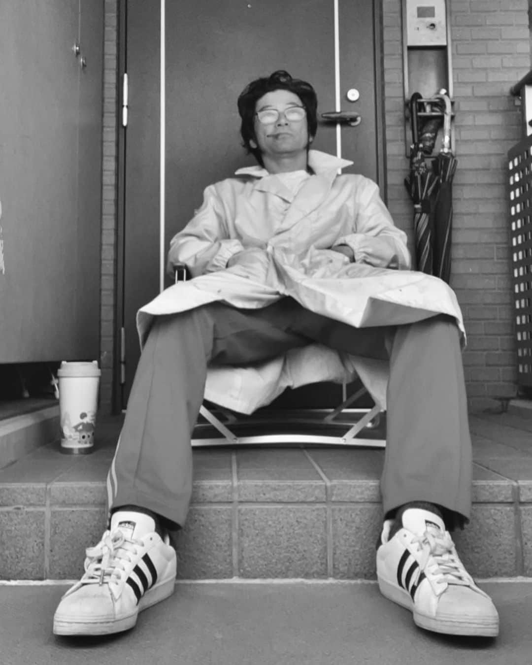 浅野忠信のインスタグラム：「沖縄って最高だな」