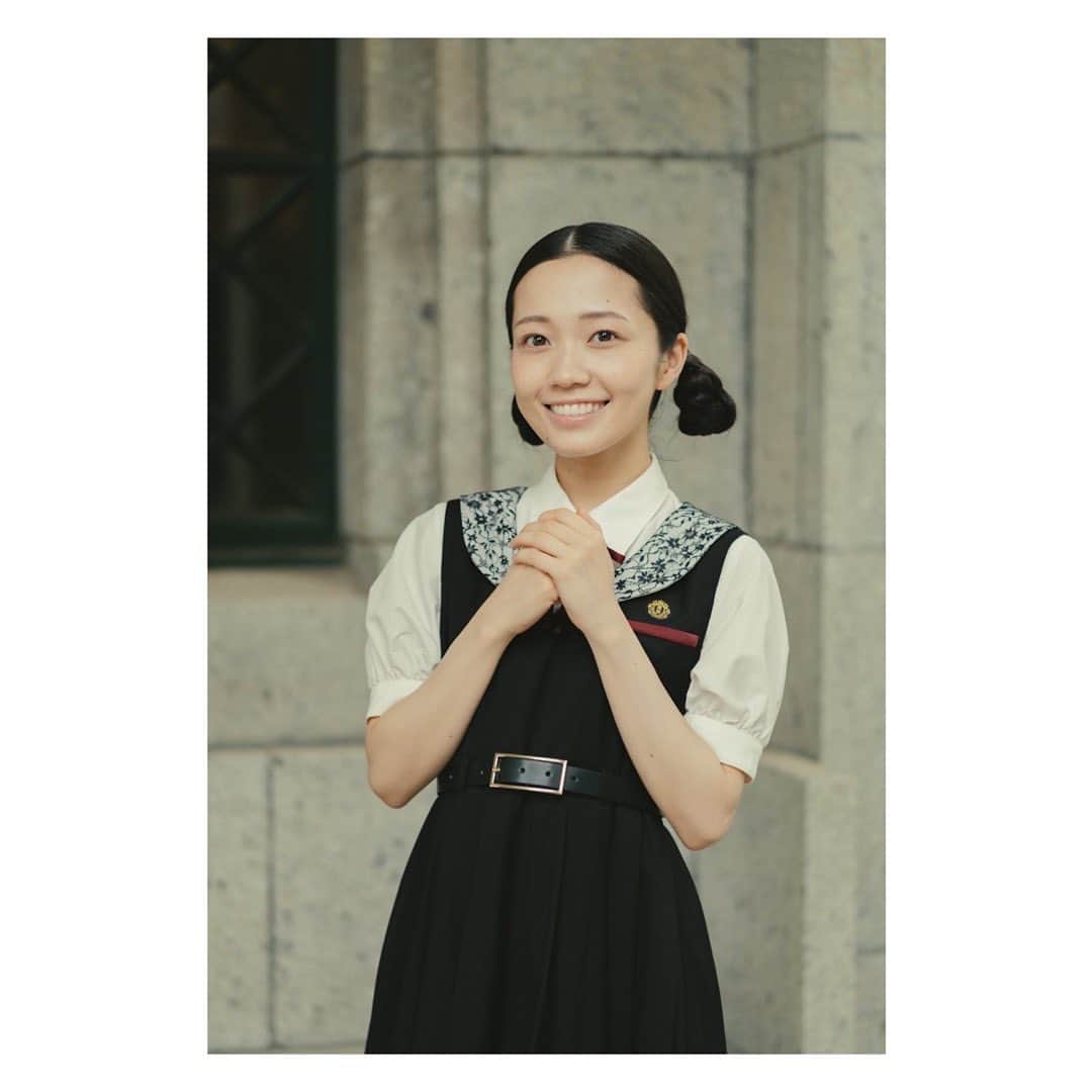 のインスタグラム：「お知らせ📢  映像配信サービス「Lemino」オリジナルドラマ 『対ありでした。~お嬢さまは格闘ゲームなんてしない~』 に咲坂なつめ役で出演します🌟  2023年5月19日より配信スタート📡  お嬢さまたちと格闘ゲーム🔥  ぜひ楽しんでいただけたら嬉しいです🌷  よろしくお願いします。  髪型新鮮ですよね🐑🐑」