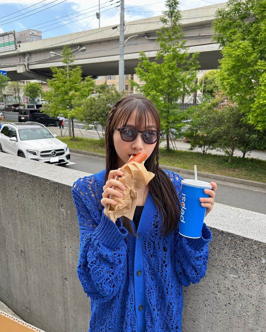 杉本愛里のインスタグラム：「青い日🦕💦」