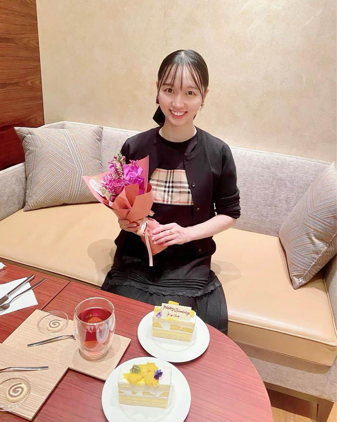 松浦景子のインスタグラム：「4/30(日)18:30〜START FUN CLUB 【TEAM KEKKE】にて  遅れてきた誕生日パーリィ開催❤︎ オンラインなので全国どこからでも参加OK！ 久々のミーティングなので もう、全部話します。  ここで初めて発表すること多めです🌷 大好きな皆さんに会えるの楽しみにしてます！  そして、またオフ会もやります！  #1対1で喋れるのが売り #チームけっけ #みんな大好き #バレエ大好き #けっけちゃんねる #松浦景子」