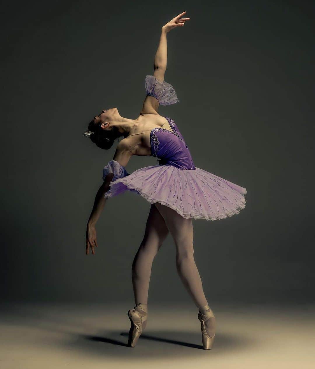 Ballet Is A WorldWide Languageさんのインスタグラム写真 - (Ballet Is A WorldWide LanguageInstagram)「Gorgeous ✨ @_______d_______20 by @ballerinaproject_bulgaria   #worldwideballet ☁️🤍✨」4月30日 0時23分 - worldwideballet