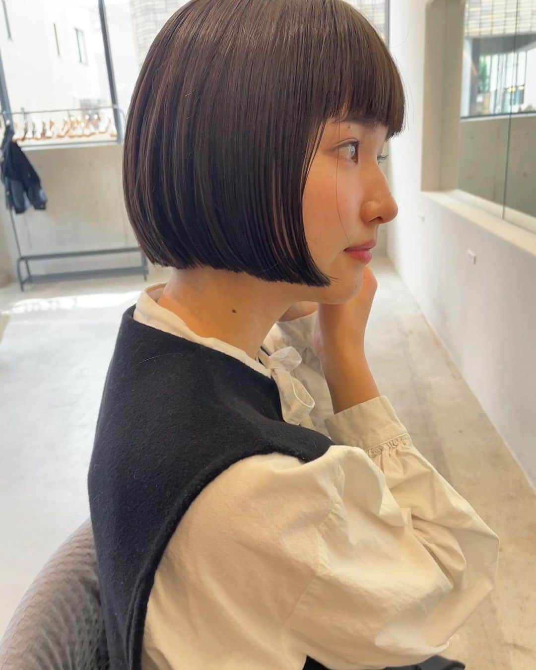 淺川美穂さんのインスタグラム写真 - (淺川美穂Instagram)「mini bob✂︎ 柔らかい透明感のある地毛風カラー  可愛い🤍 ありがとうございます‼︎」4月29日 19時13分 - asakawa_miho_