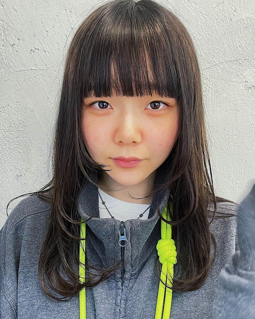 時田健太のインスタグラム：「@rpppp44cc   ブリーチ縮毛とウルフ  #ブリーチ縮毛 #ブリーチ縮毛矯正 #ブリーチ縮毛矯正東京 #ウルフ#るかぴ」