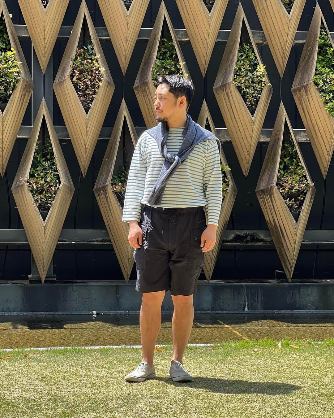BEAMS+さんのインスタグラム写真 - (BEAMS+Instagram)「… SAGE DE CRET × BEAMS PLUS  2WAY MIL M43 SHORTS.  This is a standard special order item for BEAMS PLUS shorts. This year, they have large cargo pockets typical of military pants. The amphibious design is also a point of attraction. Please enjoy the attention to detail and gimmickry.  ------------------------------  ビームス プラスのショーツでは定番の別注アイテム。今年はミリタリーパンツらしい大きなカーゴポケットが付いています。水陸両用のデザインも魅力のポイント。細部までこだわったギミックもお楽しみください。  . @sagedecretofficial @sagedecret_official_jp @beams_plus_harajuku @beams_plus_yurakucho #sagedecret #beamsplus」4月29日 19時33分 - beams_plus_harajuku