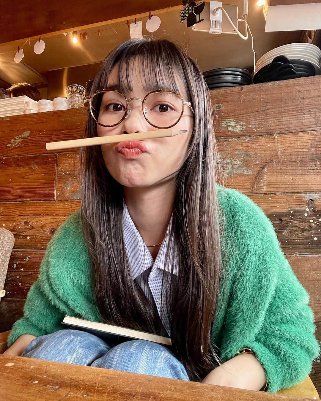 新井舞良のインスタグラム：「お絵描きした日。 最近よく描くのは 名寄市のゆるキャラ  #なよろう 。可愛いでしょ？ みんなも何描くか迷ったら、なよろう描いてみて♡」