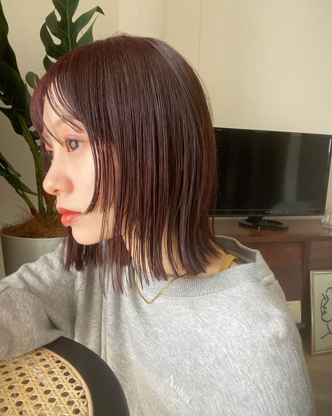 中村侑里さんのインスタグラム写真 - (中村侑里Instagram)「new hair 🐈‍⬛ やっぱり暖色が落ち着く‎🤍  miosan いつもありがとうございます🪶  pop up まであと少しだ〜！！！ 皆さま、お会いできること楽しみにしてます✨」4月29日 19時46分 - moo___pii