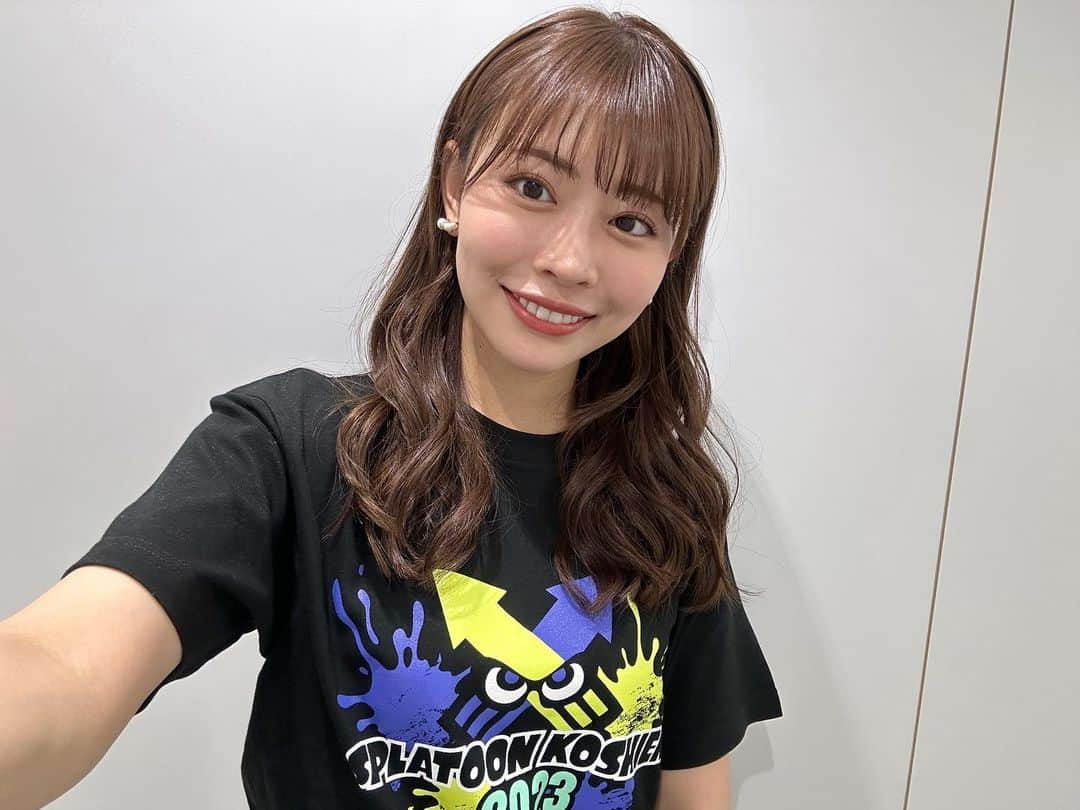 高木由梨奈さんのインスタグラム写真 - (高木由梨奈Instagram)「「スプラトゥーン甲子園2023 関東地区大会day1」が終わりましたー！🦑 いや〜！小学生部門も一般チーム部門もアツイ試合ばかり！ 予選も見てたのですが、実況解説聞きたいくらい素晴らしい試合ばかりでした！🔫  選手の皆様お疲れ様でした！ そして明日のday2もよろしくお願いします✨🔥  さて、帰ったらスプラトゥーンやろっと。😏  #スプラトゥーン3  #スプラトゥーン甲子園」4月29日 19時50分 - yurina_takagi