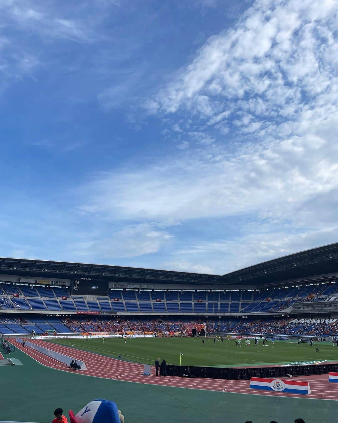 指出瑞貴さんのインスタグラム写真 - (指出瑞貴Instagram)「🏍️🇯🇵⚽️🏝️ I went to soccer game in #nissanstadium .  やはりスポーツは生観戦が1番いい⚽️🩷 やや風が強かった〜 良き夕方活動だったなぁ  #バイクで来た #まじ卍 Bullちゃんを愛でた日 #レブル250 #rebel250 #honda #hondago」4月29日 19時56分 - sashidemizuki