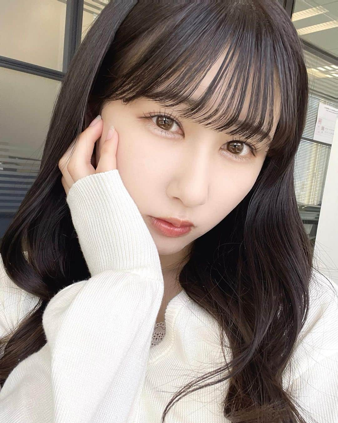 山本杏奈さんのインスタグラム写真 - (山本杏奈Instagram)「🤍🩶🤍🩶  まつげいいかんじ🤤」4月29日 19時59分 - yamamoto_anna_