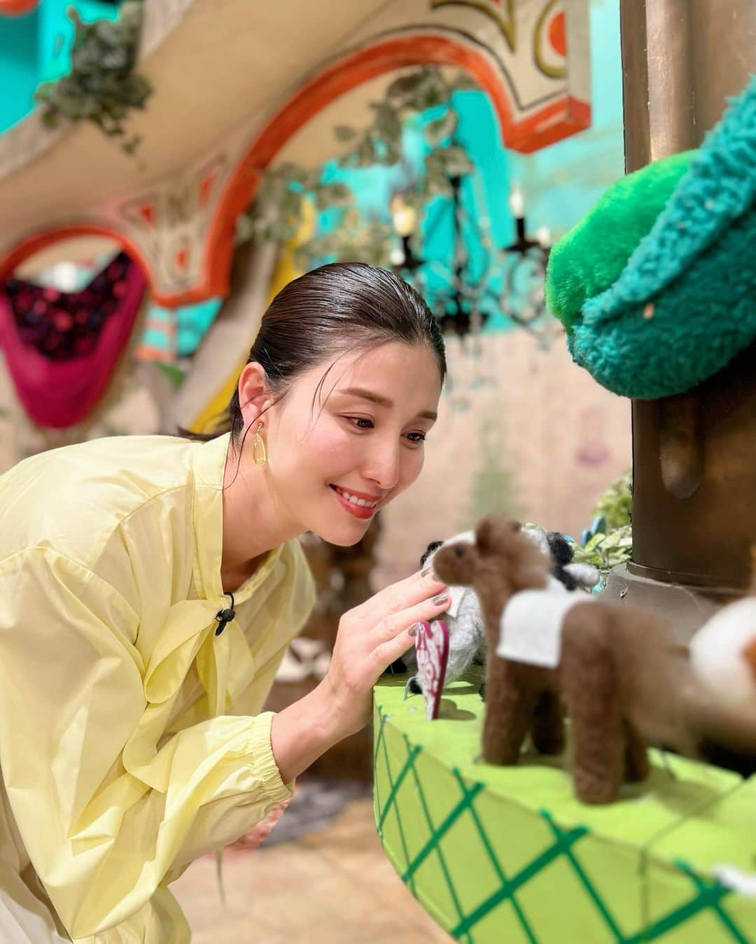 橋本マナミさんのインスタグラム写真 - (橋本マナミInstagram)「明日は　#天皇賞春　☺️☺️  #タイトルホルダー がやっぱり一強なのかなぁ(^.^)楽しみです😊  フジテレビ「#馬好王国」 4/29(土)25:15〜」4月29日 21時06分 - manami84808