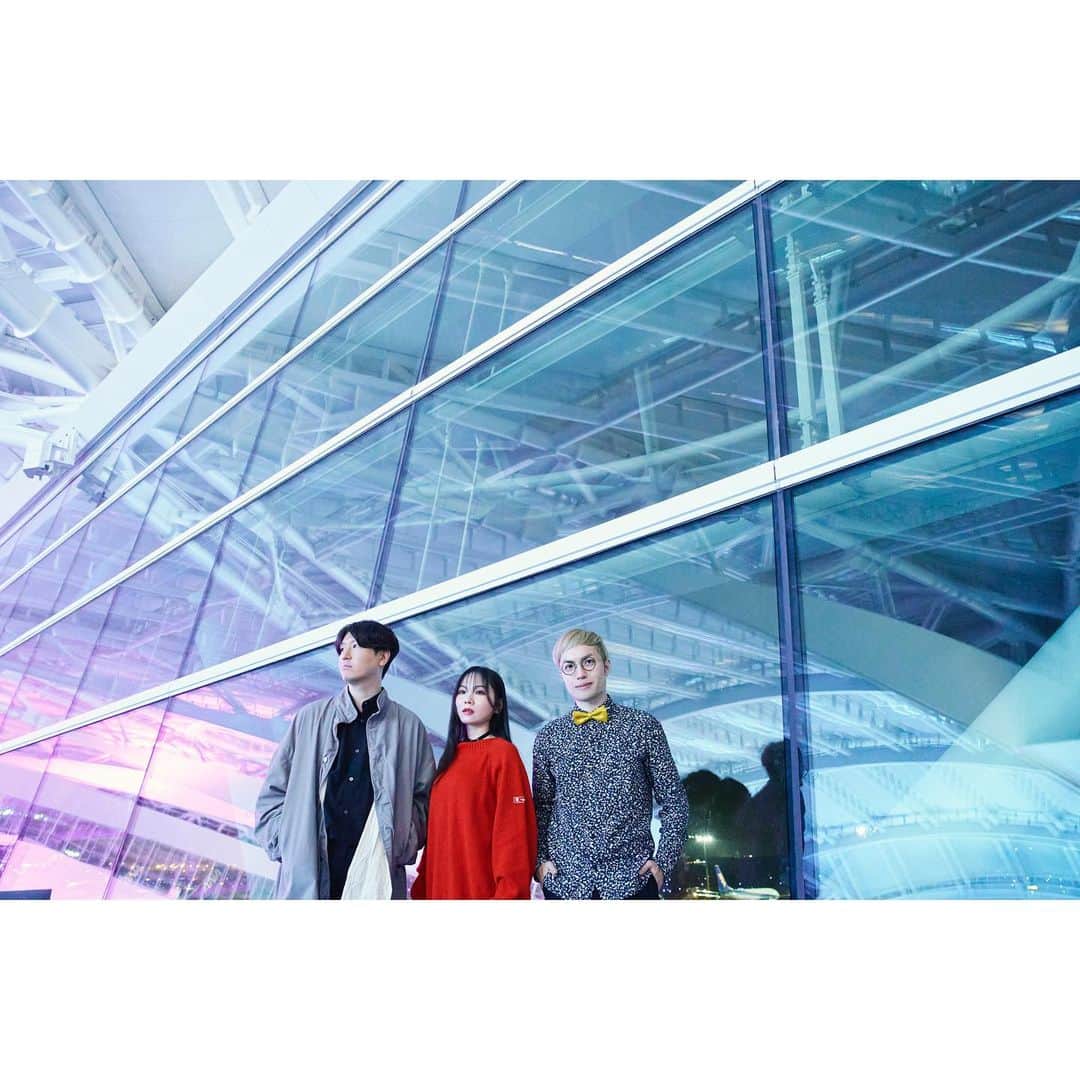 のインスタグラム：「fhána in Haneda Air Port. photo by @158nkao  #fhána #mu2023 #airport #hanedaairport」