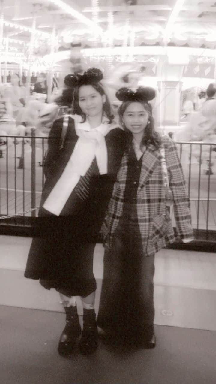 加藤愛里クリスティーナのインスタグラム：「2ヶ月前ぷくぷくすぎる😊 今更すぎるディズニーリール🏰🐭」