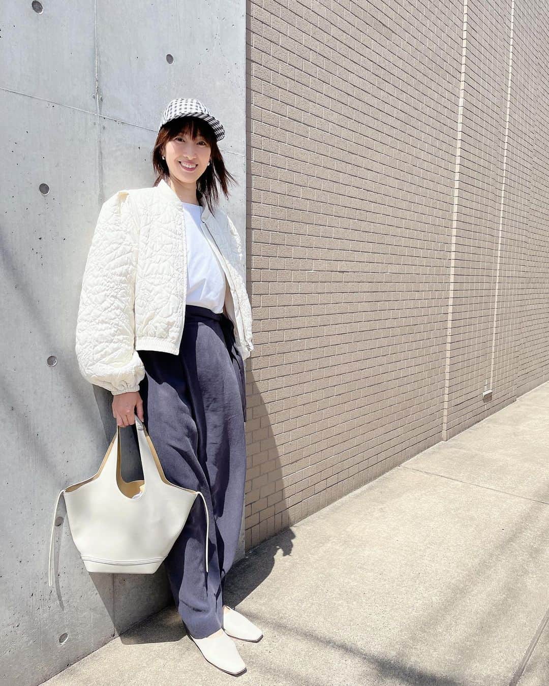 のインスタグラム：「昨日届いキャップとたロンT着てみ た！ . @mother_inc  . #ootd #ロンt #cap #キャップ #千里子服」