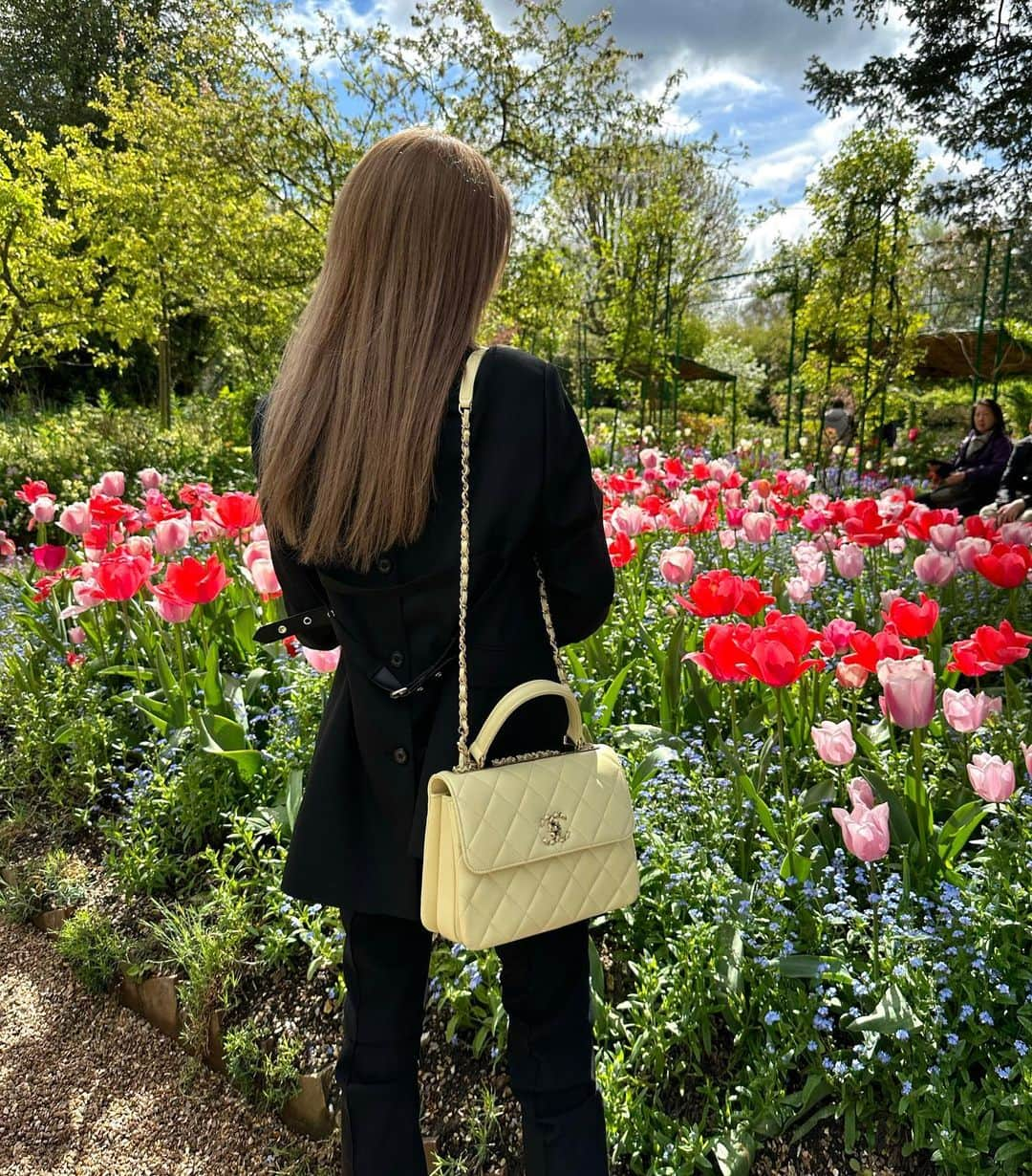 KIKOのインスタグラム：「My wish is to stay always like this, living quietly in a corner of nature.  Claude Monet  私の願いは、こんなふうにいつも 自然の片隅で静かに暮らすこと  クロード・モネ  #claudemonet #france #giverny」