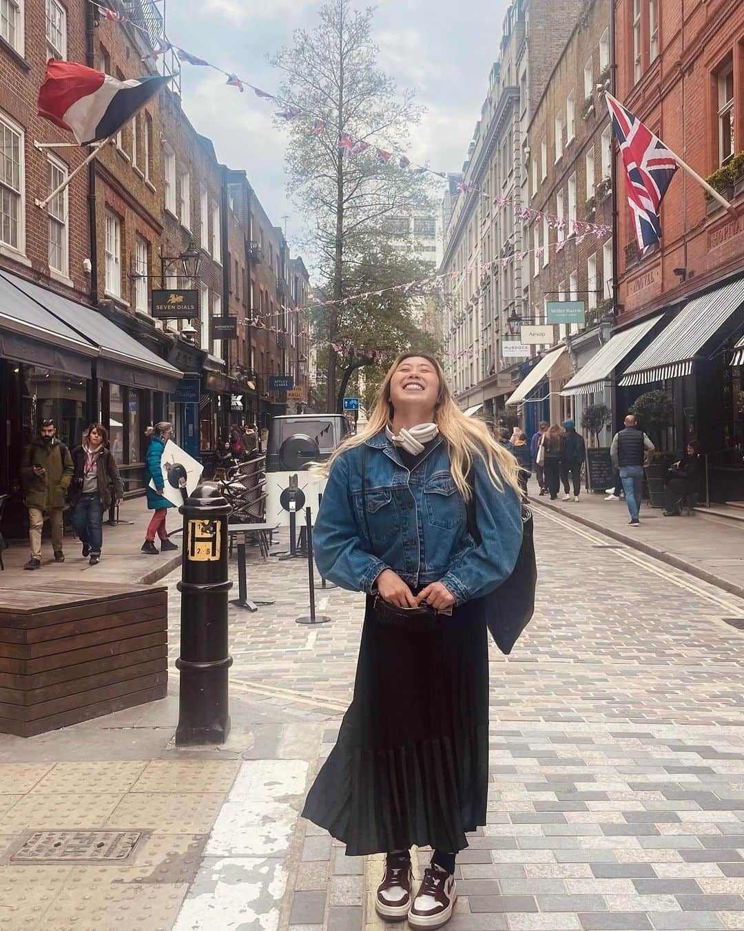 山田愛さんのインスタグラム写真 - (山田愛Instagram)「🥹🇬🇧  i love London so much ❤️  #london #uk」4月29日 21時50分 - aiyamada_