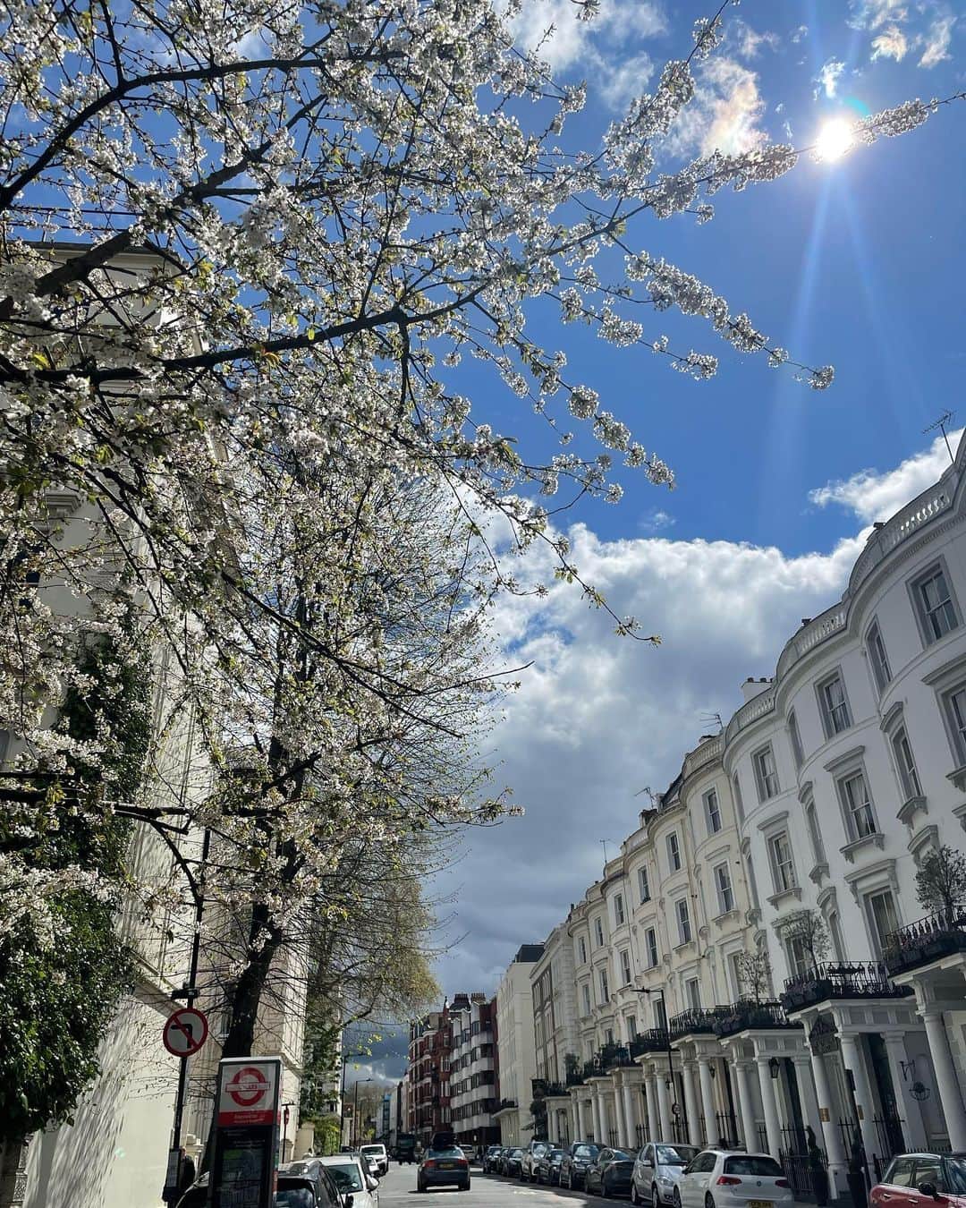山田愛さんのインスタグラム写真 - (山田愛Instagram)「🥹🇬🇧  i love London so much ❤️  #london #uk」4月29日 21時50分 - aiyamada_