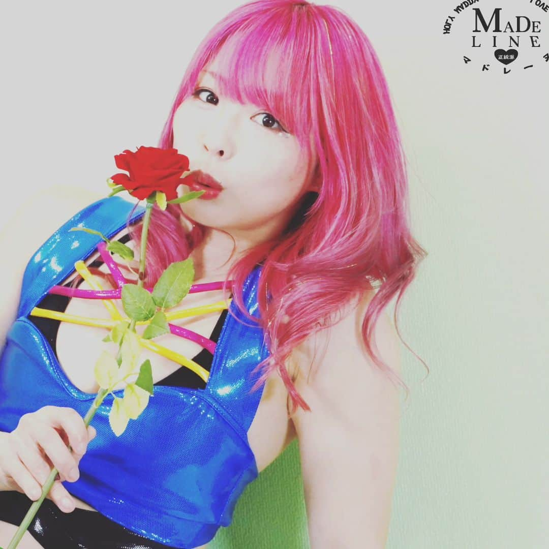 マドレーヌさんのインスタグラム写真 - (マドレーヌInstagram)「New costume  #女子プロレスラー #prowrestler #haircolor #colorbutter #pinkhair #pink #mybodymychoice #fit #派手髪 #ピンク髪 #カラーバター #ピンクヘアー #47kg  #ティンセル #rosa #분홍색 #핑크헤어 #розовыеволосы」4月29日 21時51分 - madeline_prowrestling