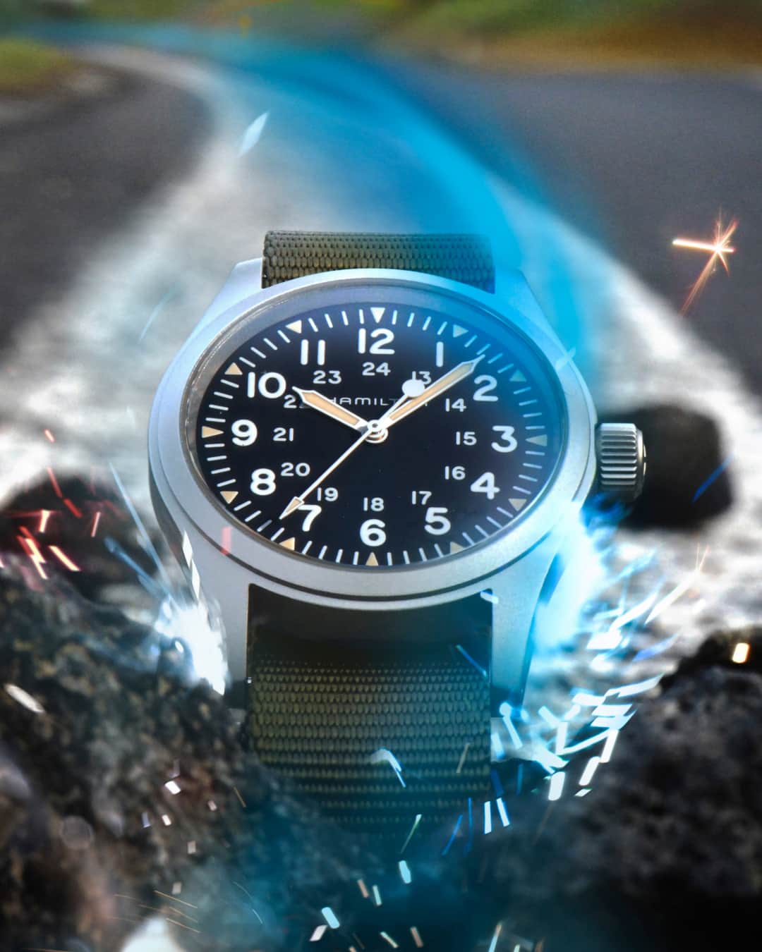 Hamilton Watchさんのインスタグラム写真 - (Hamilton WatchInstagram)「Emboldened and empowered.  The Khaki Field Mechanical is ready to go, worn on the wrist of Tom Wachowski, played by James Marsden in the 2020 live-action adventure comedy, “Sonic the Hedgehog”.   #hamiltonwatch #watch #timepiece #movie #cinema (Ref. H69439931)」4月29日 22時00分 - hamiltonwatch