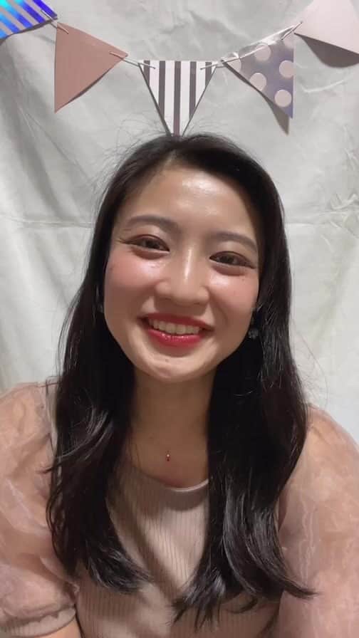 大野真緒のインスタグラム：「EP11 ・初の土曜日配信！ ・横浜に行ってきた話 ・ちびっこと戯れた話 ・赤ちゃんの匂い👶 ・ディズニーお土産話 ・働いてみたい場所 ・皆さんの最近のお話 ・オーディション頑張ります！ ・アイーダの舞台裏見てね ・なんだかんだで1時間コース😂  たくさんお話出来て嬉しい楽しい1時間でした✨来週はいよいよ5月🎏 また皆さんとお話しできるの楽しみに、一週間頑張ります！ 素敵なGWをお過ごし下さいね💓 今日もご視聴ありがとうございました😊✨  #maotime」