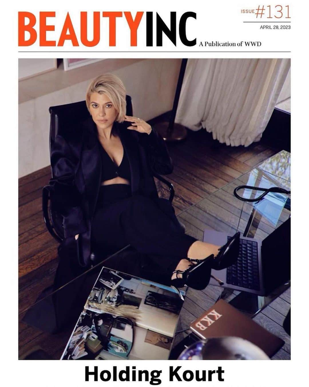 クリス・ジェンナーさんのインスタグラム写真 - (クリス・ジェンナーInstagram)「@kourtneykardash on the cover of #BeautyInc @wwd talking all things @Lemme!! I’m so proud of you, and congrats on the launch of Lemme at @ultabeauty! 💜💜   #repost @kourtneykardash It’s giving @lemme expansion. Thank you Beauty Inc. @wwd for this cover and talking all things Lemme. So grateful.   Photographer: @alexgharper Stylists: @chloeandchenelle  Makeup: @leahdarcymakeup  Hair: @dimitrishair」4月29日 22時23分 - krisjenner