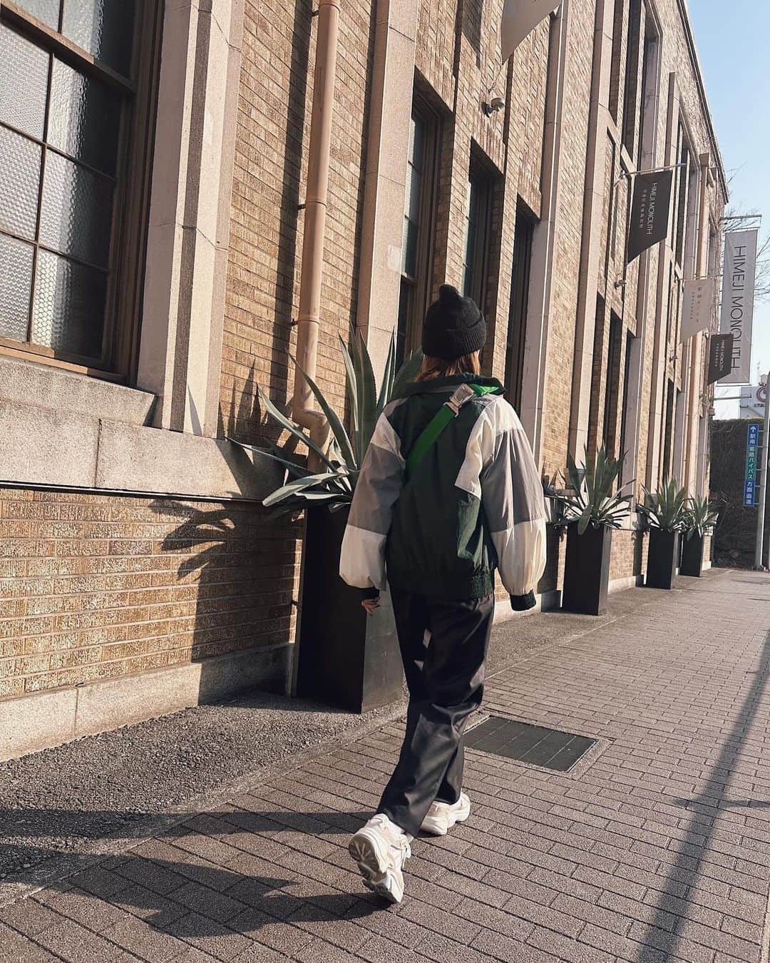 咲月美優さんのインスタグラム写真 - (咲月美優Instagram)「▶︎ #smiyu_code  . ニット帽は数年ぶりに かぶりました🧶🖤 . メンズライクcode ✌︎´- . . . #メンズライク #メンズライクコーデ #ニット帽 #ニット帽コーデ #グリーンコーデ #スニーカーコーデ #高身長女子 #高身長コーデ #168cmコーデ #ungrid #zara購入品 #ザラコーデ #アディダススニーカー #カジュアルファッション  .」4月30日 9時01分 - s.miyutyyy
