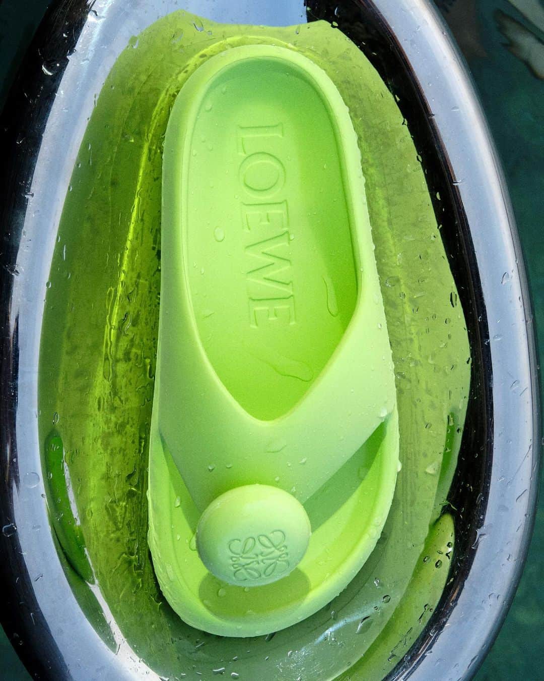 Loeweのインスタグラム