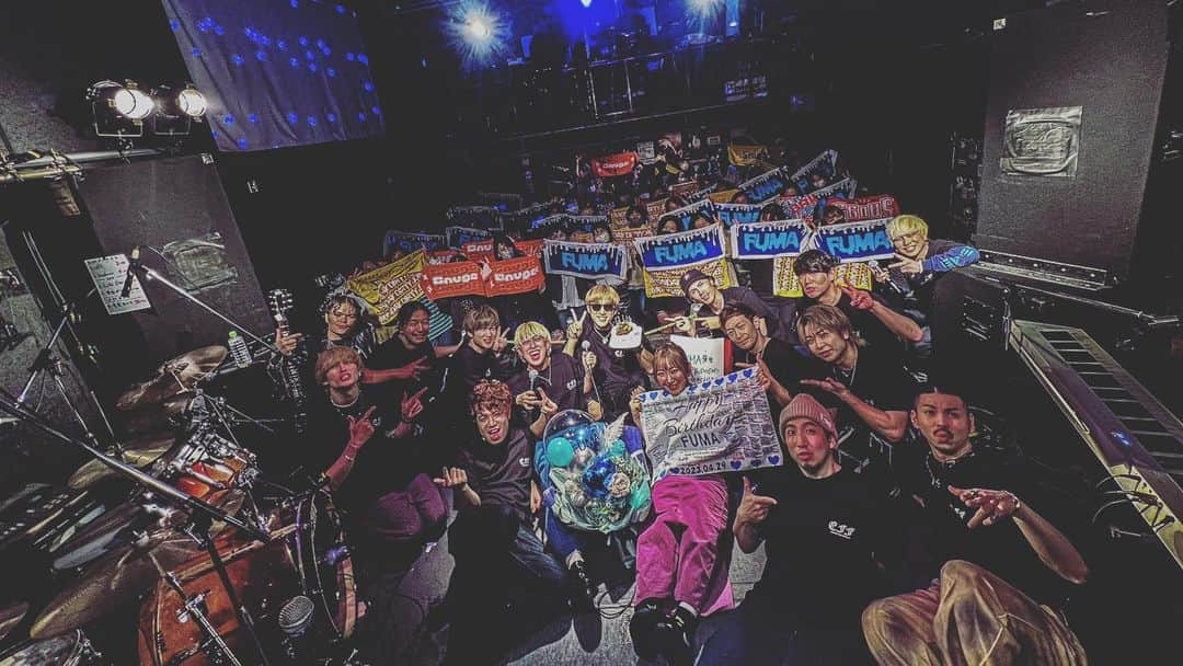 HIROYUKIのインスタグラム：「429 FUMA BIRTHDAY BASH!!! 2023.4.29(土) 四日市CLUB CHAOS  FUMA君のbirthdayイベント、盛大にみんなでお祝いできました！  そしてCLUB CHAOSがまた好きになった一日。  みんなで作り上げた空間、最高でした！！  FUMA君、いつもありがとうございます！  来てくれたみんな本当にありがとうございました！  #fuma #MondayDirtyJokes, #Snugs #BRIDGET #clubchaos」