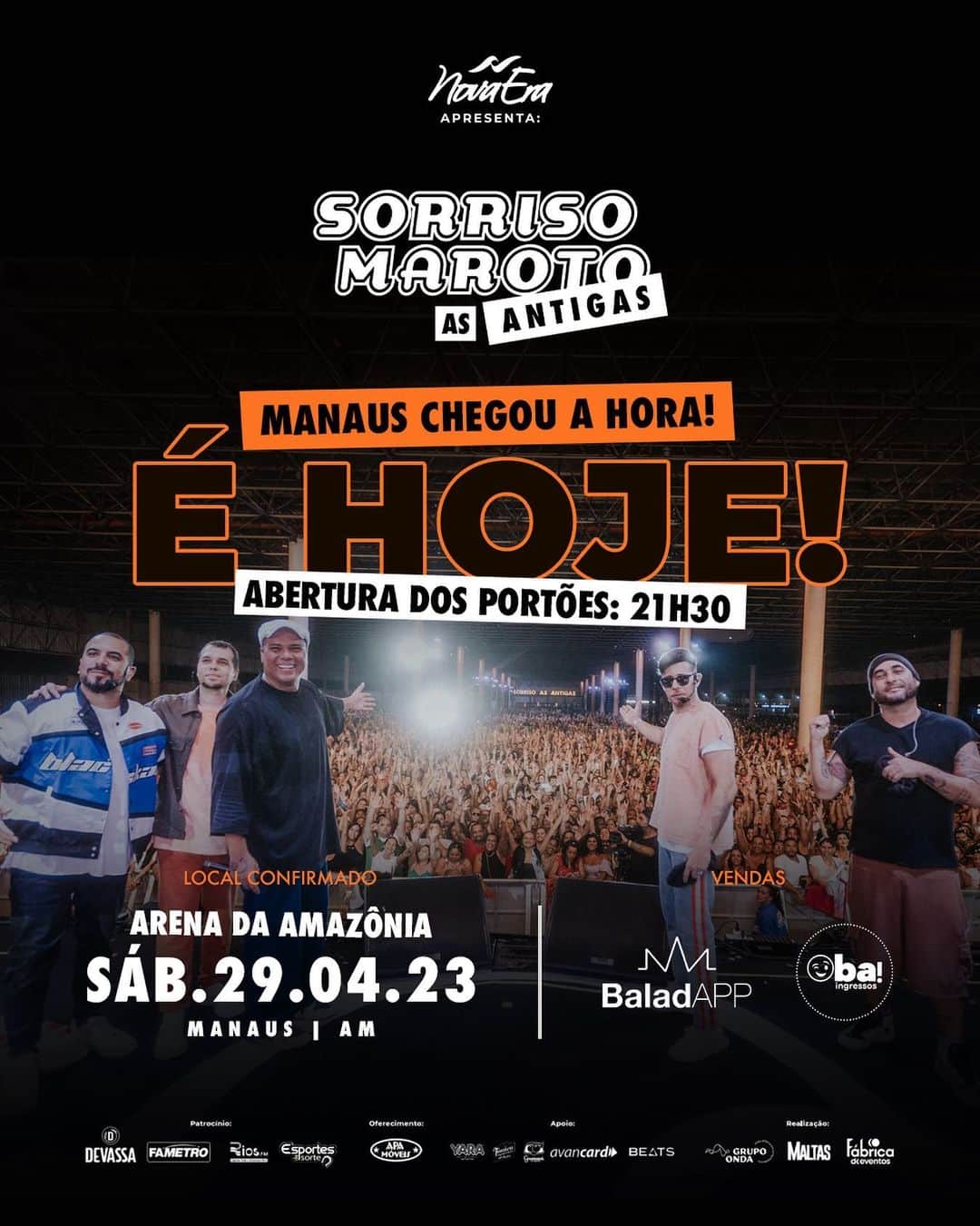 Sorriso Marotoのインスタグラム：「Alô Manaus, chegou o grande dia! 🙌🏽  Já chegamos, sendo bem recepcionados por vocês. 🧡 É hoje, que vamos curtir a noite ao som das antigas na Arena Amazônia. 🎶  Diz aí, o repertório na ponta da língua? 😜 Então preparem os lenços e vem com a gente! 🤧 @sorrisoasantigas」