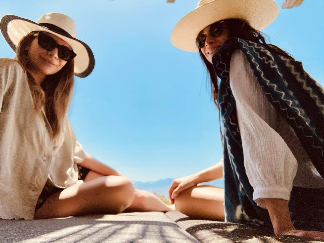 アビゲイル・スペンサーのインスタグラム：「We Care about each other. @wecarespa #girlstrip #retreat」