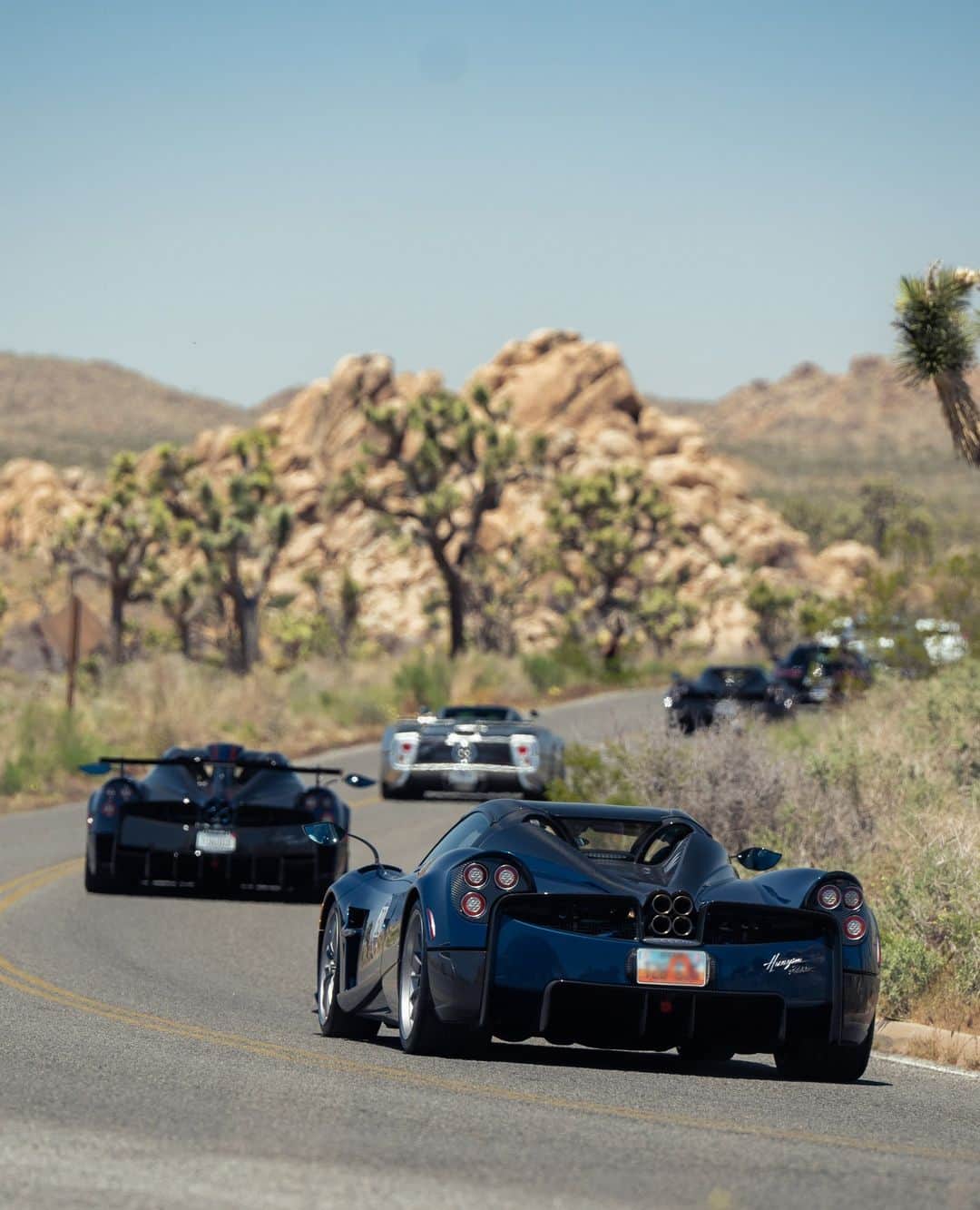 パガーニ・アウトモビリさんのインスタグラム写真 - (パガーニ・アウトモビリInstagram)「It's not a mirage... It's the #PaganiRaduno - The Drive 2023!  Hit the road, California!  #Pagani」4月30日 1時27分 - paganiautomobili