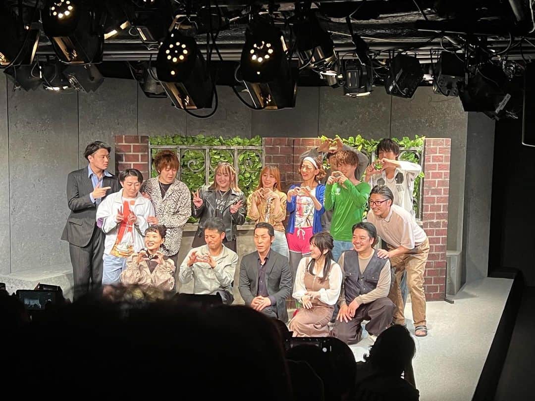 松谷優輝のインスタグラム：「観劇  去年、共演した隆一くんの舞台  #舞台」