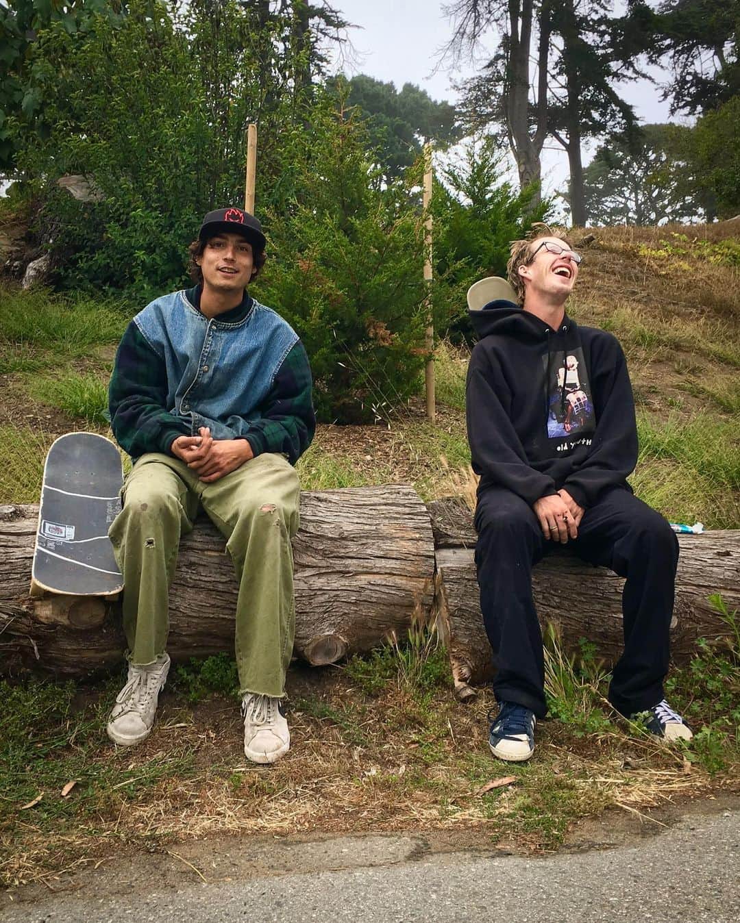 スラッシャーさんのインスタグラム写真 - (スラッシャーInstagram)「✨ @awaysted’s PURGE THE MIND video is playing on our YouTube channel 📺 Pablo & Zane FOREVER 💚」4月30日 2時14分 - thrashermag