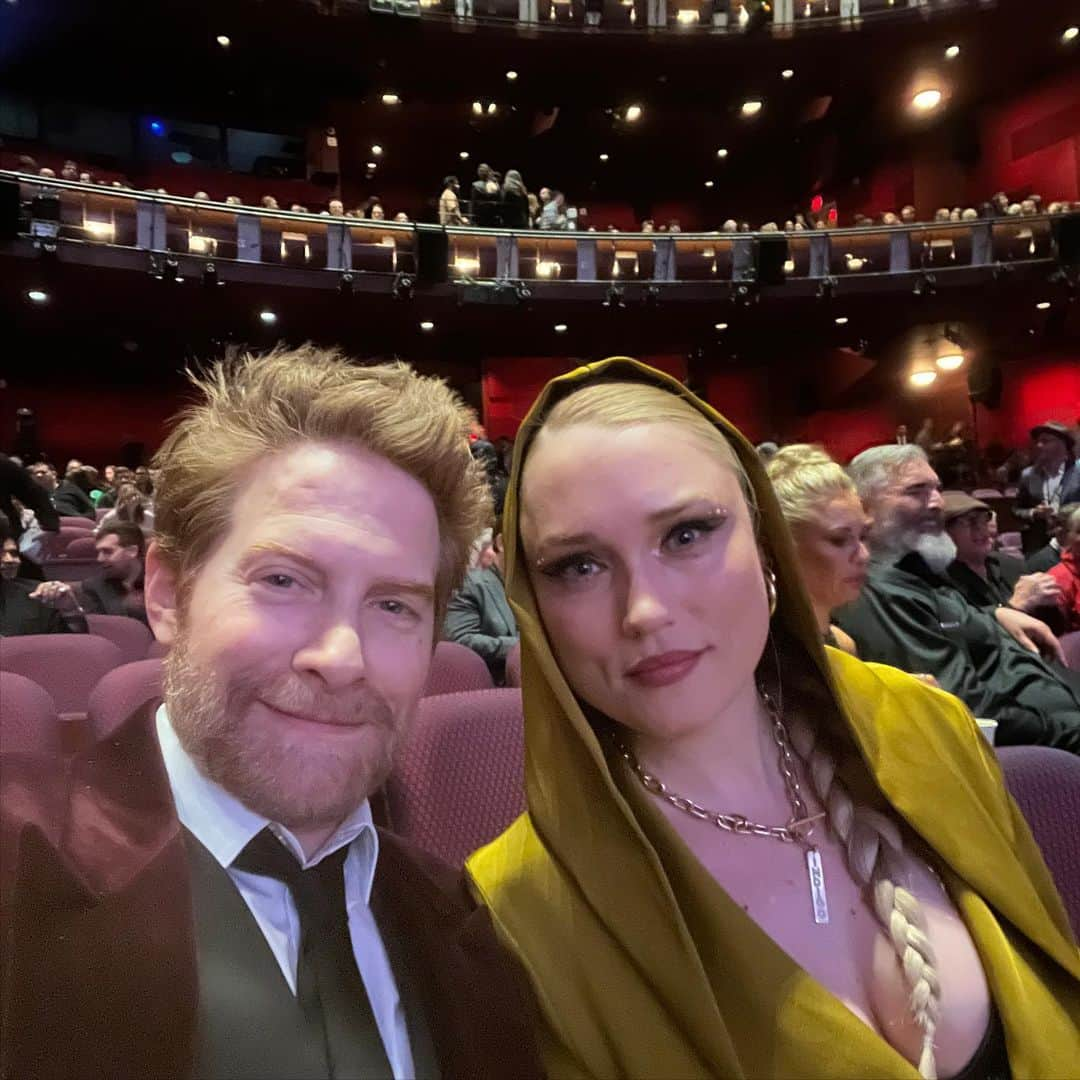 セス・グリーンさんのインスタグラム写真 - (セス・グリーンInstagram)「Gang, the new Guardians movie is everything you want it to be.   Beautiful & heartbreaking, hilarious & raucous. A fitting end to this chapter of these characters.  Thank you @jamesgunn for this raw & fearless view of your whole heart. You’ve taken these truly misfit characters & given them a home in each other, and made them feel like our family. What an incredible journey!   People need a movie like this right now to remind them it’s ok to be sad & it’s ok to be happy. Thanks @guardiansofthegalaxy for giving us all the feels.  Congratulations to the enormous team that helped build this perfect trilogy 💚」4月30日 3時53分 - sethgreen