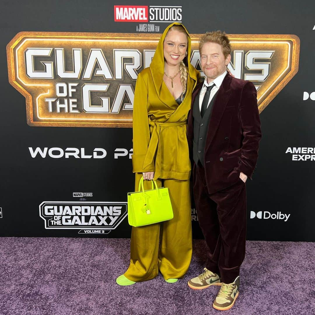 セス・グリーンさんのインスタグラム写真 - (セス・グリーンInstagram)「Gang, the new Guardians movie is everything you want it to be.   Beautiful & heartbreaking, hilarious & raucous. A fitting end to this chapter of these characters.  Thank you @jamesgunn for this raw & fearless view of your whole heart. You’ve taken these truly misfit characters & given them a home in each other, and made them feel like our family. What an incredible journey!   People need a movie like this right now to remind them it’s ok to be sad & it’s ok to be happy. Thanks @guardiansofthegalaxy for giving us all the feels.  Congratulations to the enormous team that helped build this perfect trilogy 💚」4月30日 3時53分 - sethgreen