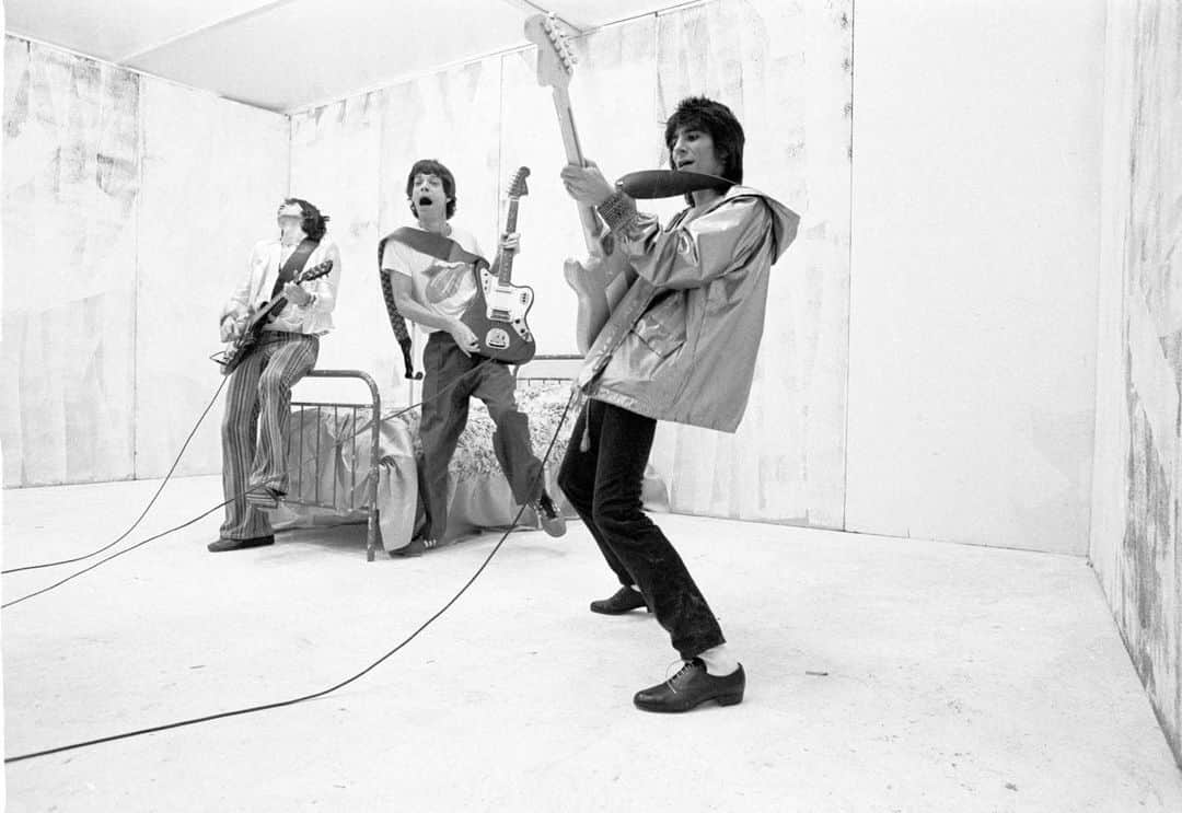 The Rolling Stonesのインスタグラム：「Respectable! 🎸🎸🎸  Photo: Michael Putland, 1978」