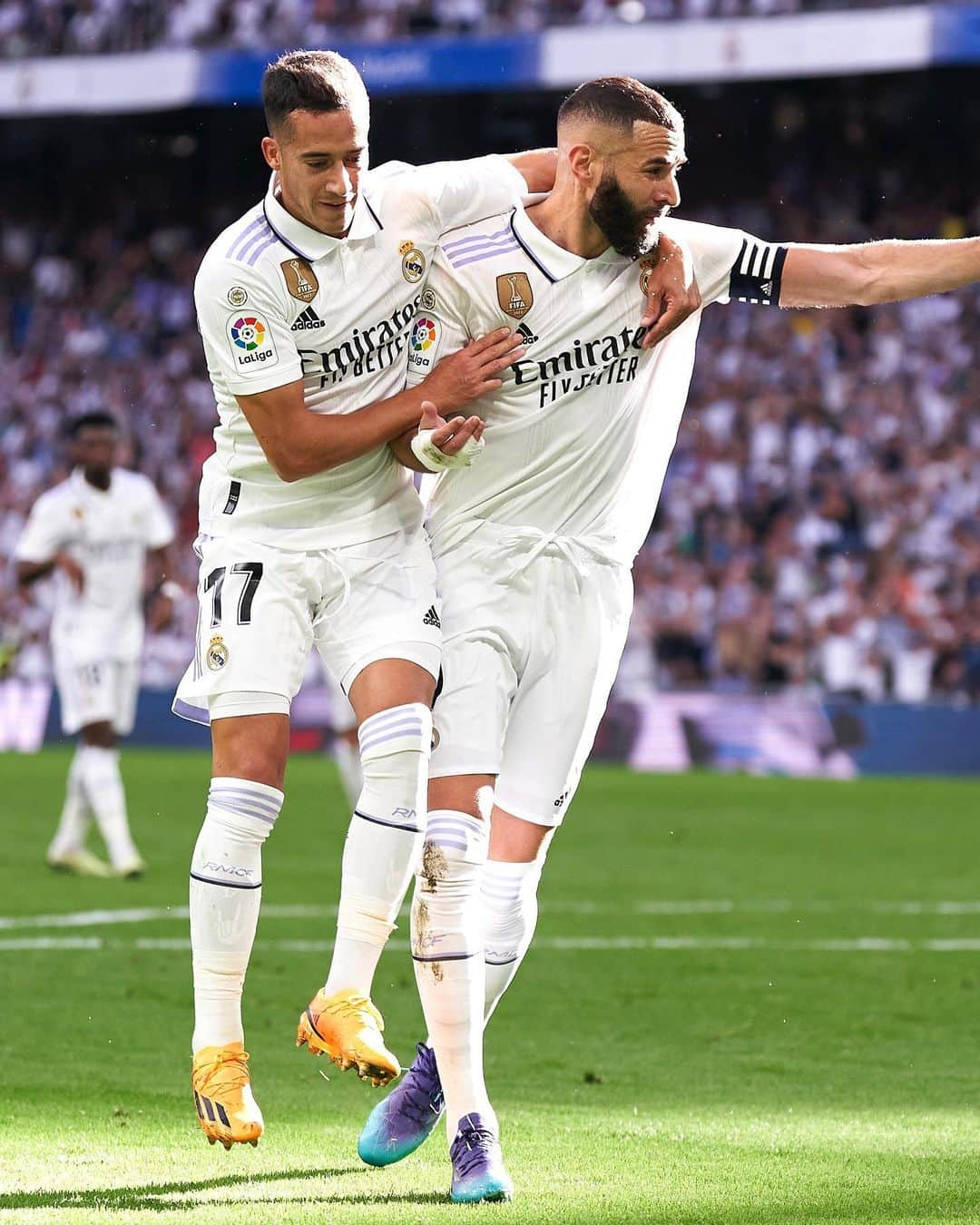 ルーカス・バスケスさんのインスタグラム写真 - (ルーカス・バスケスInstagram)「Trabajo hecho ✔️ El martes más @realmadrid   #HalaMadrid」4月30日 4時28分 - lucasvazquez91