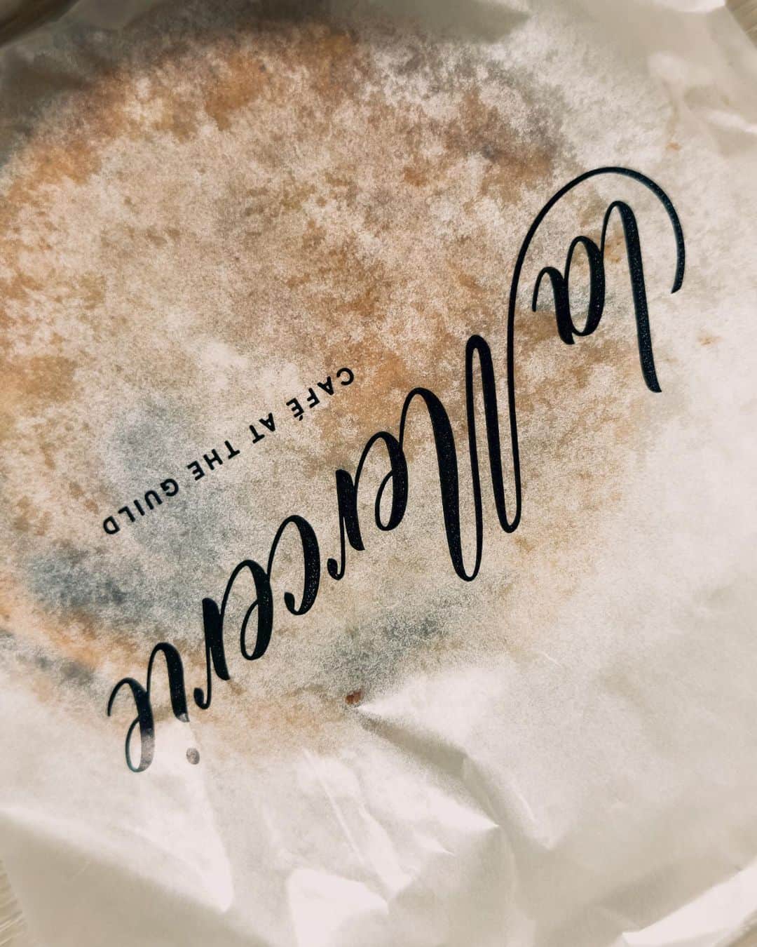 アリス・ガオのインスタグラム：「🍪 perfection from @lamercerieny」